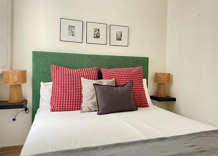 En Sevilla, Alameda, Calle Feria * 塞维利亚